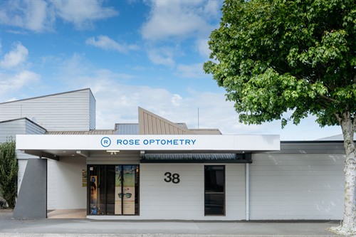 Located on 38 Lake Road Frankton
