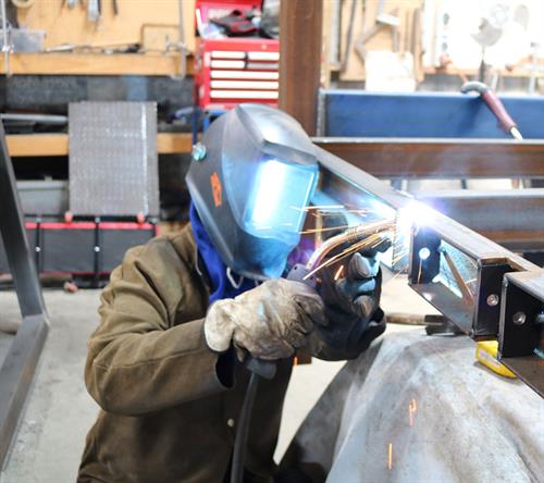 Gallery Image welding_pic.jpg