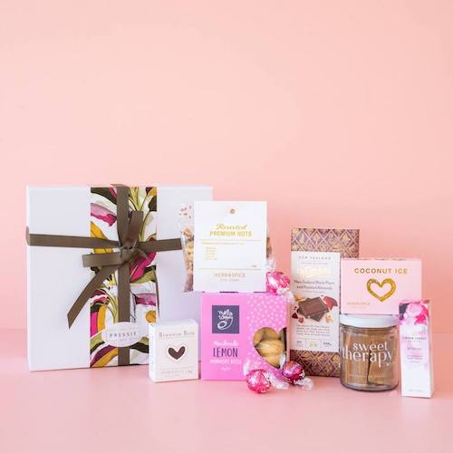 The Women's Luxe The Women's Luxe