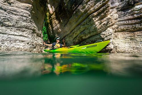 Gallery Image Raglan_Kayak-42-min.jpg