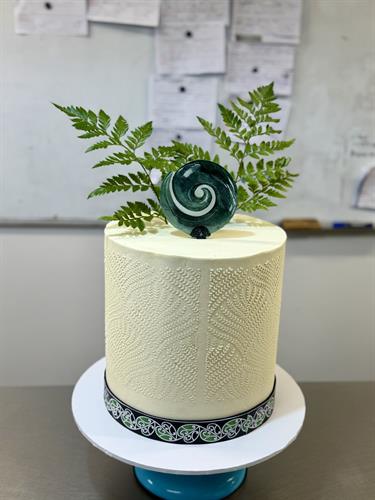 Cake with Maori theme Cake with Maori theme