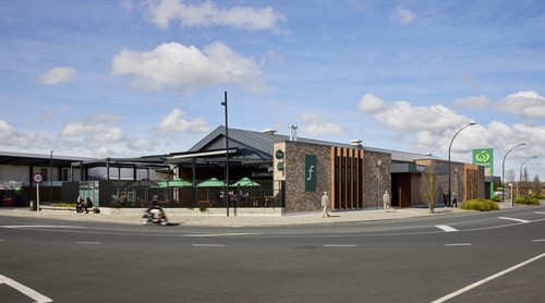 Fergus Bar, Rototuna North, Hamilton