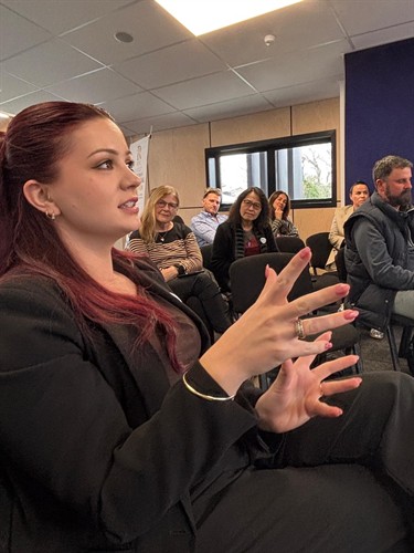Gallery Image Attendees_3.JPG