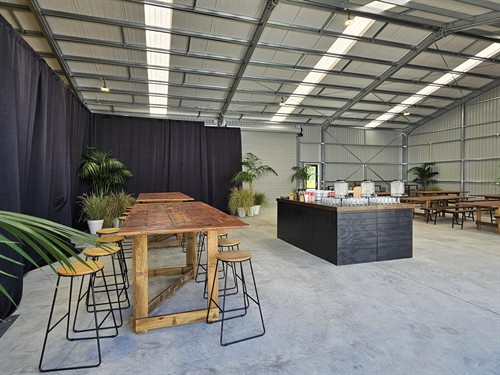 Draping, high bar leaners & buffet units