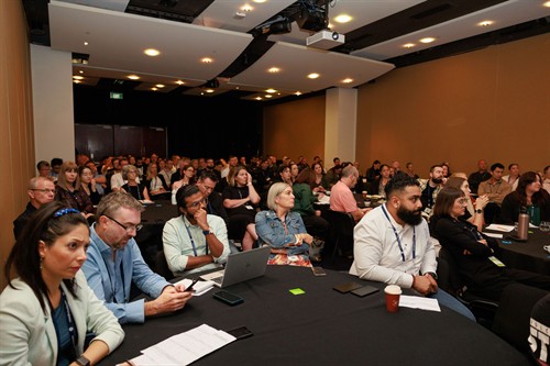 Gallery Image DWCNZ2025_Attendees_Session.jpg