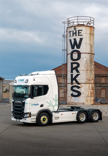 Gallery Image AB_Logistics_6300_Scaniaat1.25x.jpg