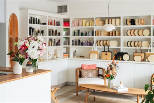 Gallery Image DaryaSalonSpa_090825-080.jpg