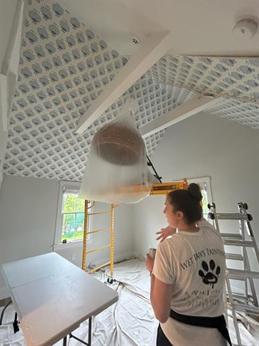 Wallpaper install on ceiling 