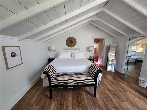 Gallery Image SH4.jpg