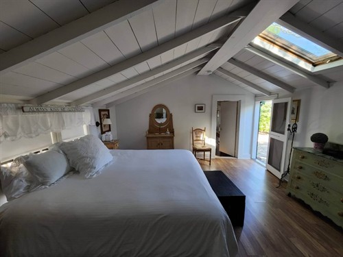 Gallery Image SH8.jpg