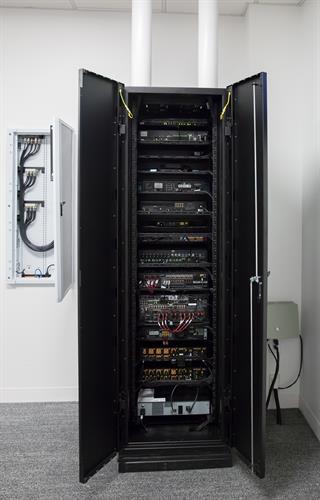 Gallery Image Strong-Rack-Equipment.jpg Gallery Image Strong-Rack-Equipment.jpg
