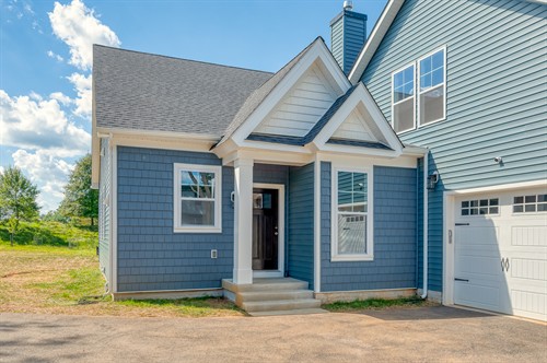 Gallery Image 524_Red_Pump_Rd_inlaw-suite-2.jpg