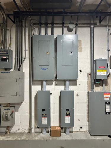 Gallery Image IMG_8104.jpg