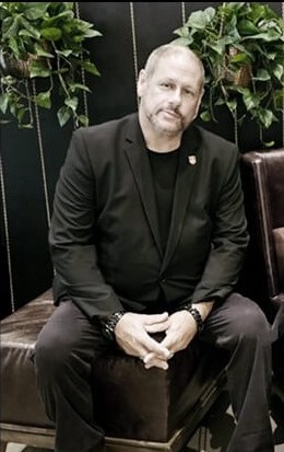 Scott Oshan, CEO