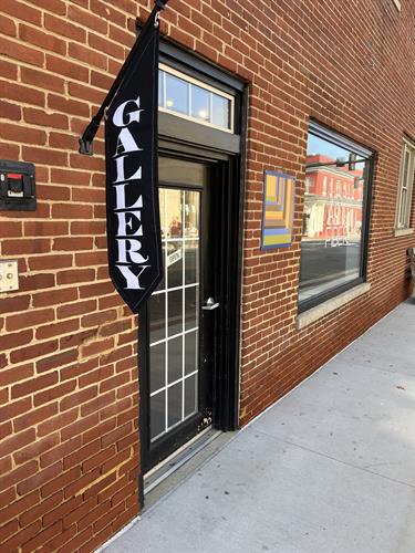 Art & Fiber's new Gallery entrance.