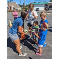 Food Drive Friday offers free fair  admission, collects tons of donations