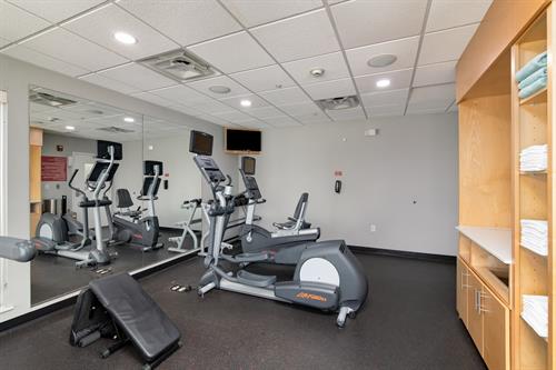 Gallery Image TownPlace-021-FitnessCenter-2.jpeg