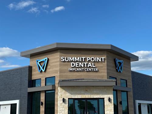 Summit Point Dental Implant Center