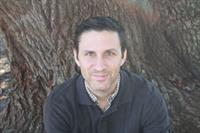 Leadership Professor Launches New Development Practice in Summerville