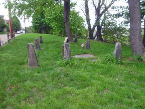 Ross Cemetery, Carnegie