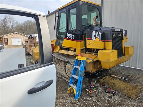 Services on construction equipment 