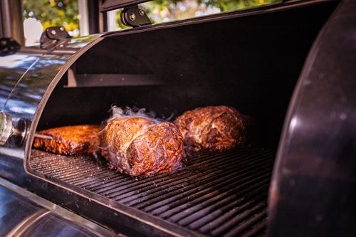Let us bring the best BBQ in Montana to you for your important event. 