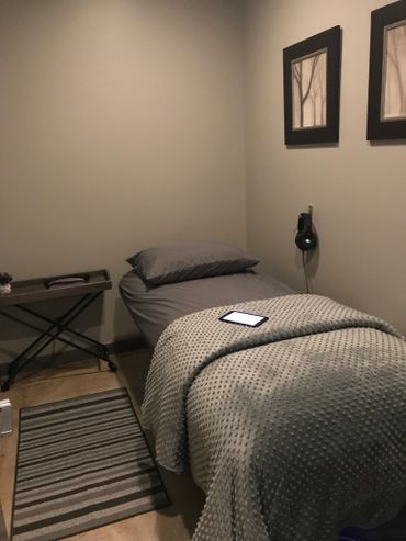 Our vibroacoustic therapy table offering a 4-inch water bladder, weighted blanket and high end transducers creating the perfect blend of music to vibration impact.