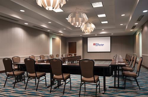 Gallery Image HGI_Denver_Cherry_Creek_Rainier_UShape_Meeting_logo_screen.jpg Gallery Image HGI_Denver_Cherry_Creek_Rainier_UShape_Meeting_logo_screen.jpg