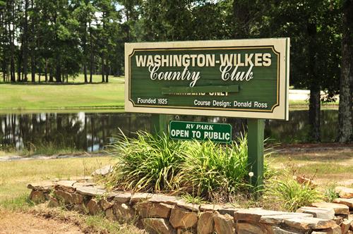 Gallery Image WW_CC_golf_course_100_years_(10).jpeg