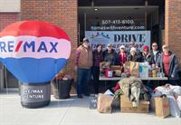 RE/MAX Venture Hosts Community Pathways Fall Drive