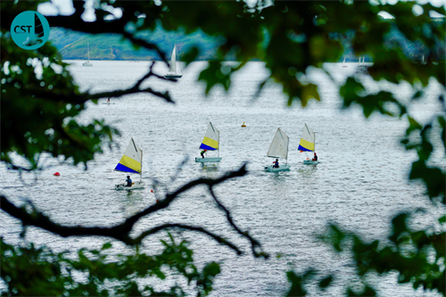 Gallery Image Children's_Sailing_Trust_Dinghies_on_the_Helford_River.png