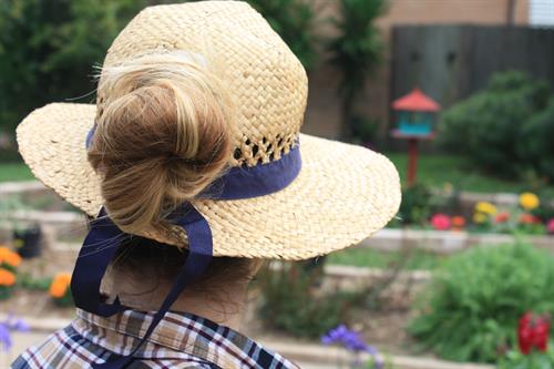 Classic Garden Hat for your Ponytail