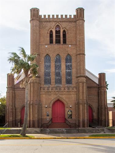 Exterior - front doors, Trinity Episcopal Church