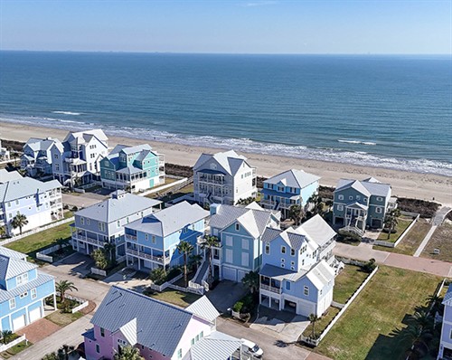 Gallery Image BeachHouse3.jpg