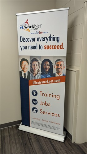 Gallery Image american-job-centeer-rock-island-display-2.jpg