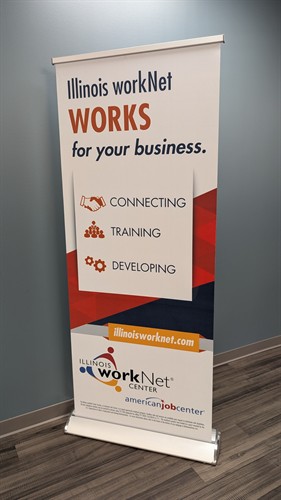 Gallery Image american-job-centeer-rock-island-laptops-display-1.jpg