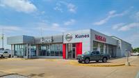 Kunes Nissan of Davenport