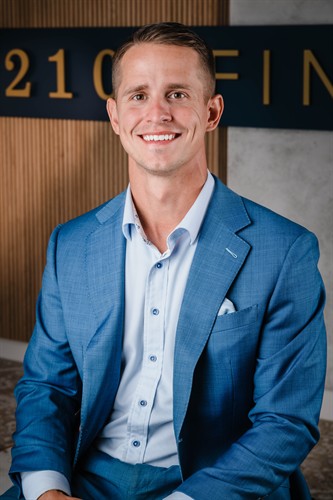 Lead Advisor Lawson Leahr in the Davenport office 