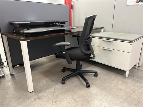 Gallery Image wood_top_desk_with_white_return.jpg Gallery Image wood_top_desk_with_white_return.jpg