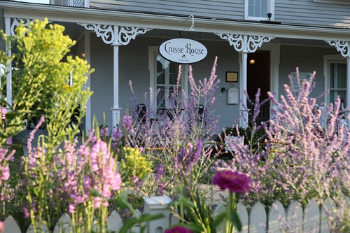Crosse House Gardens