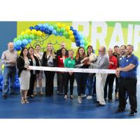 City, chamber officials help Discovery Storage cut ribbon to open Sun Prairie facility