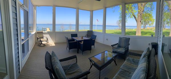 Impressive Waterfront Home Impressive Waterfront Home