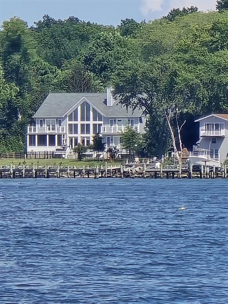 Impressive Waterfront Home Impressive Waterfront Home