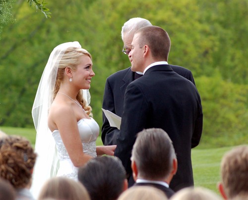 Gallery Image CandJ_Ceremony300_2.JPG