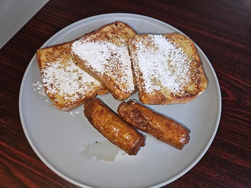 French Toast with sausage links