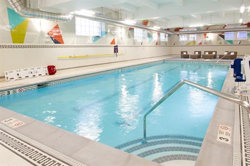 Gallery Image Aloft-Pool.jpg