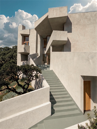 Gallery Image BO_Ext_View_1.png