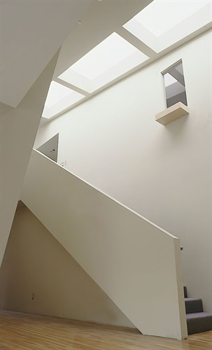 Gallery Image LO-Int-View-2.jpg