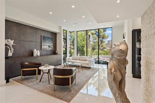 Gallery Image 1675_Stone_Canyon_Road-7.jpg