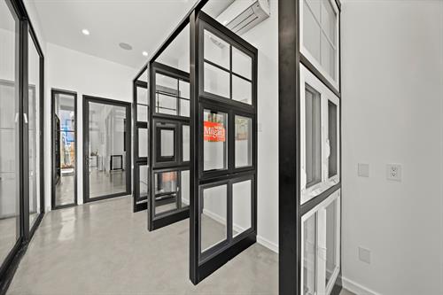 Gallery Image 21300_Hart_St_LA360VR-51.jpg